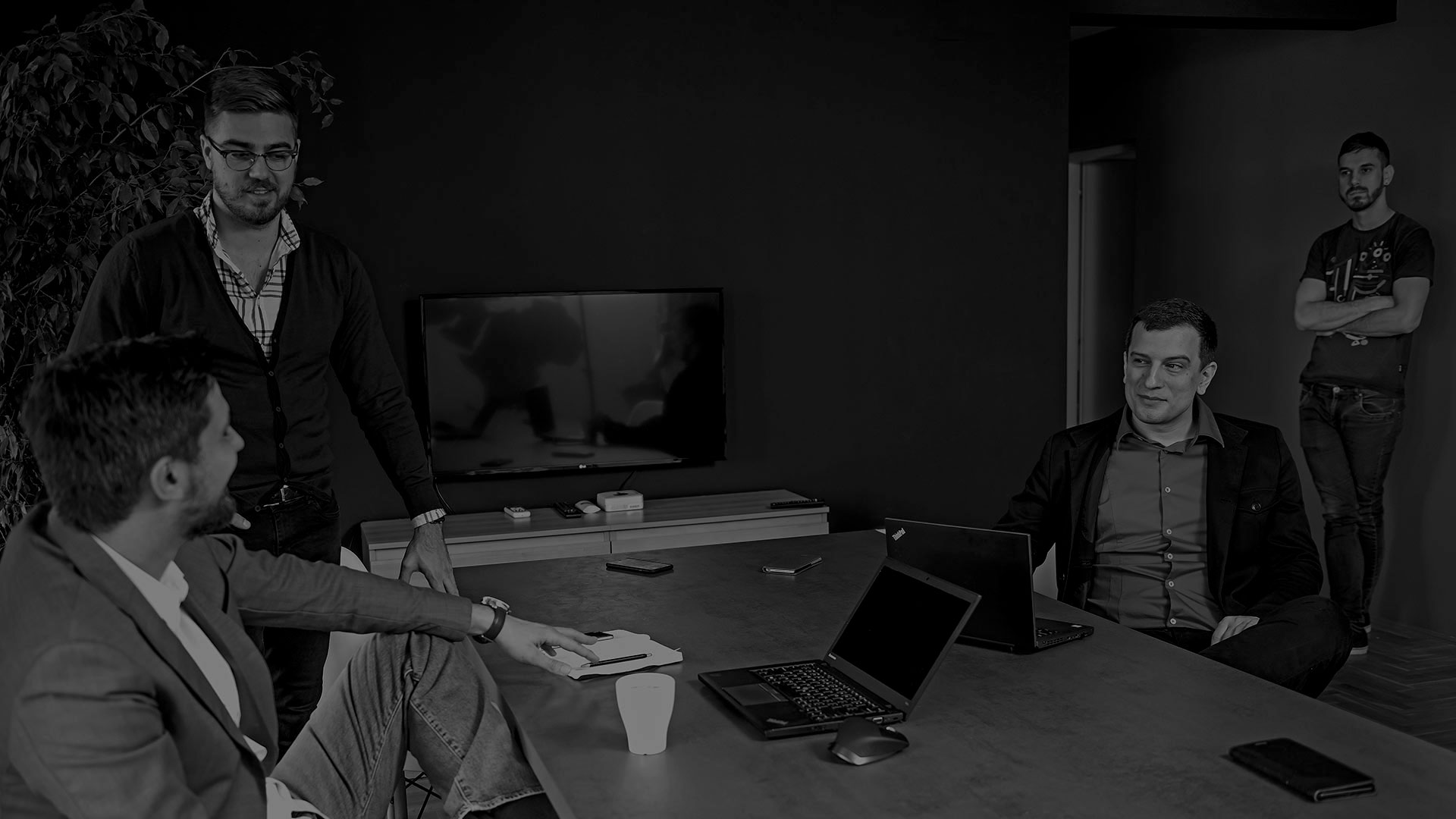 Grid Point graphic design & web development